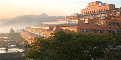 河(hé)池市華錫集團(tuan)