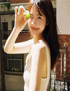 丰满人爽人妻A片二区-美走光